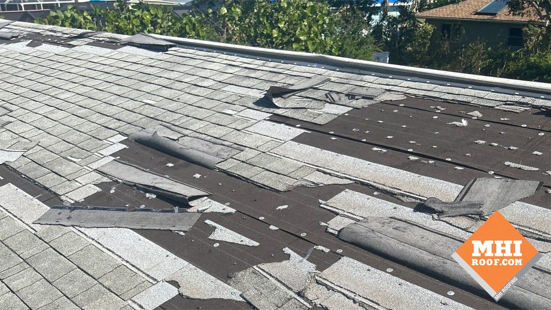 How Do Asphalt Shingle Cracking and Splitting Differ